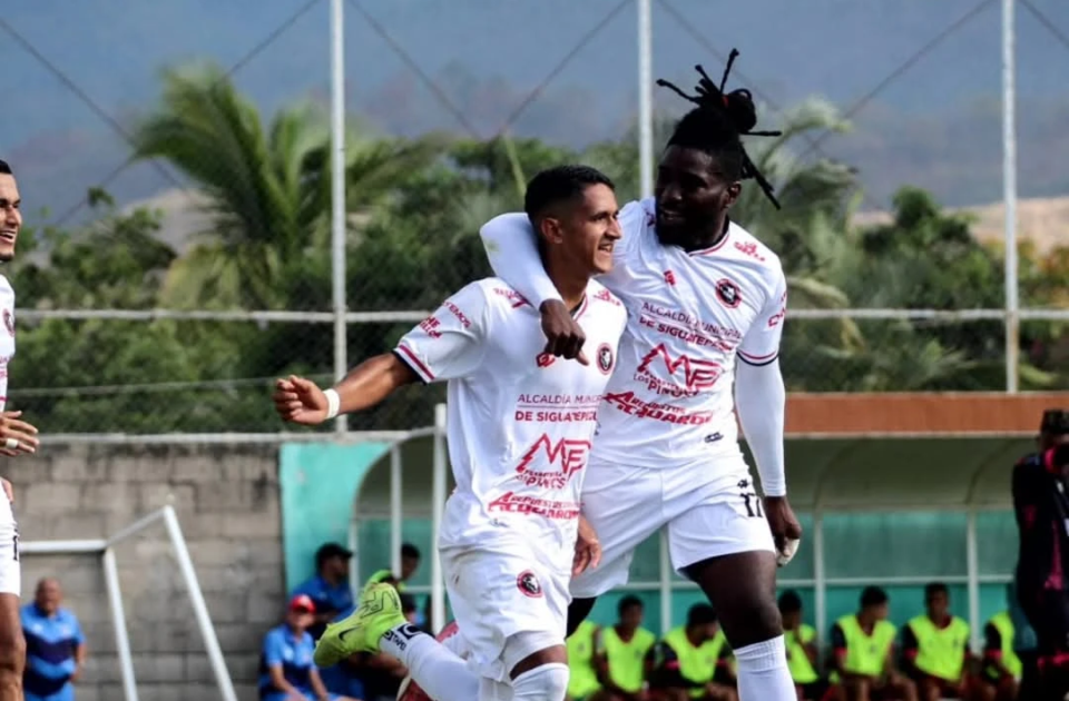 Arsenal no aprovecha y empata como local ante independiente en la final por el ascenso