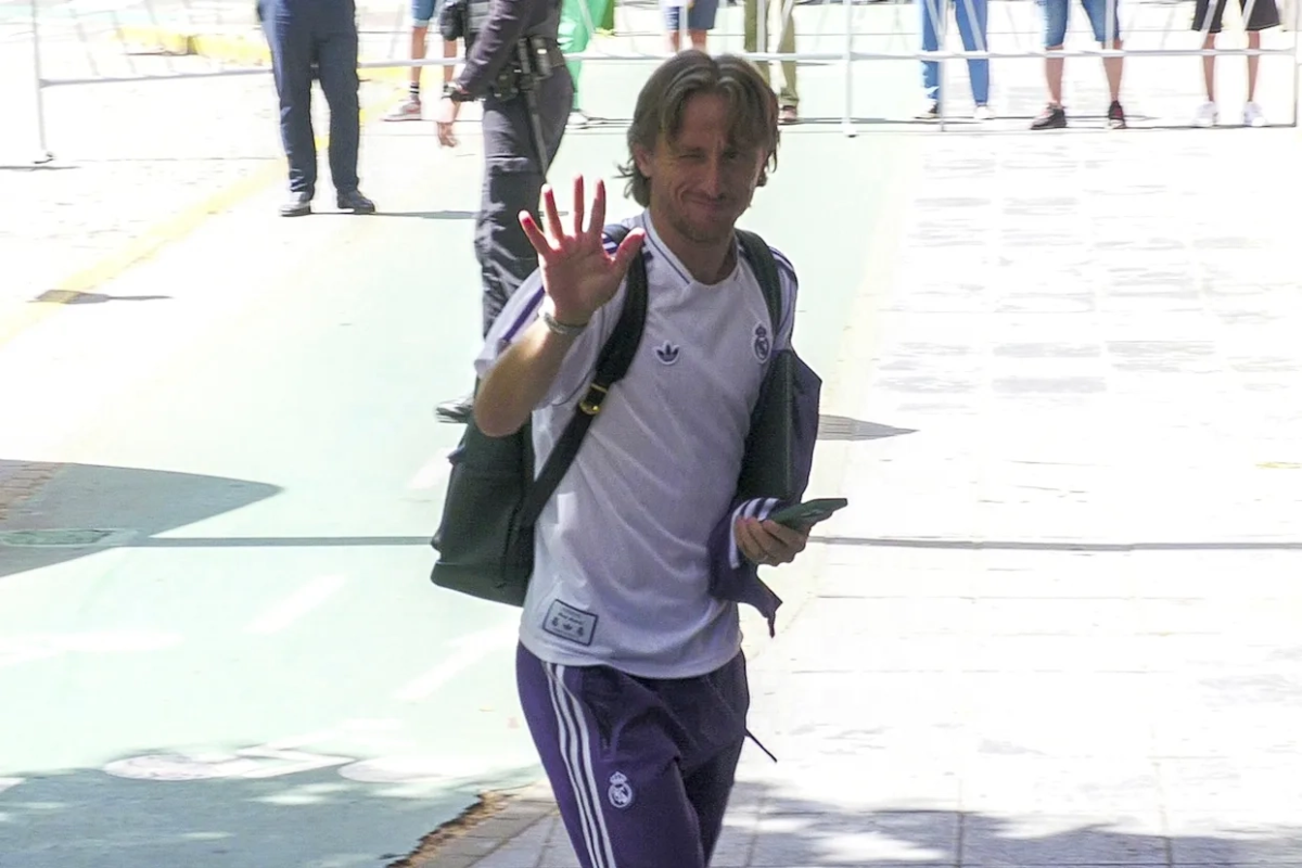 El real madrid valora la renovación de modric con 39 años